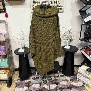 NWT Doublju Poncho